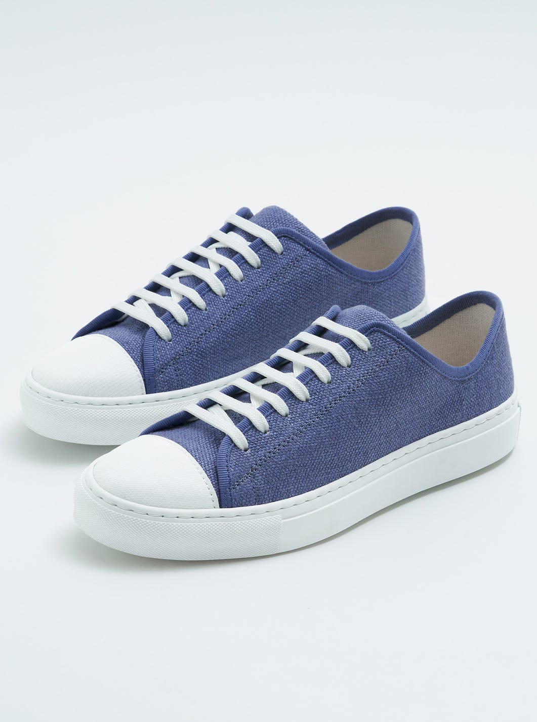 Wedgwood-Blau Bequeme Sneaker 9006